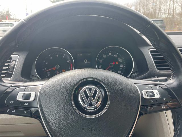 2019 Volkswagen Passat 2.0T Wolfsburg Edition Image 31 of 36