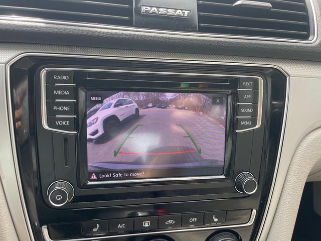 2019 Volkswagen Passat 2.0T Wolfsburg Edition Image 26 of 36