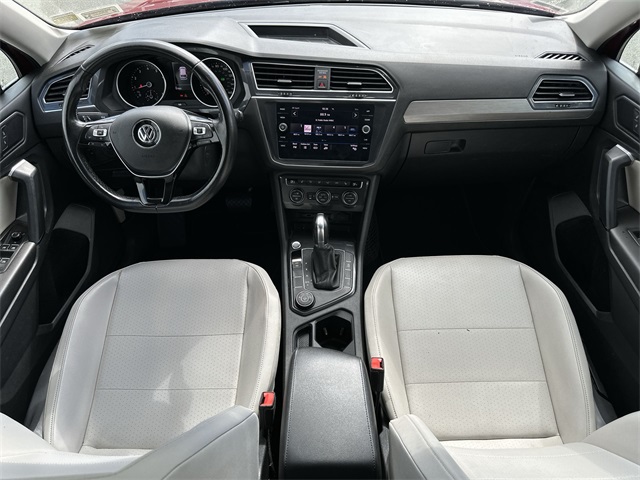 Vehicle image 22 of 25
