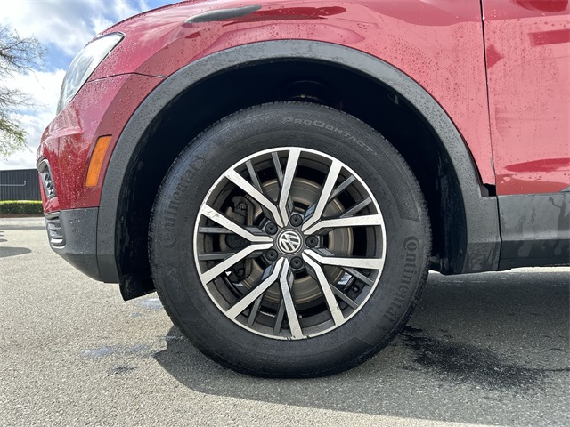 Vehicle image 11 of 25