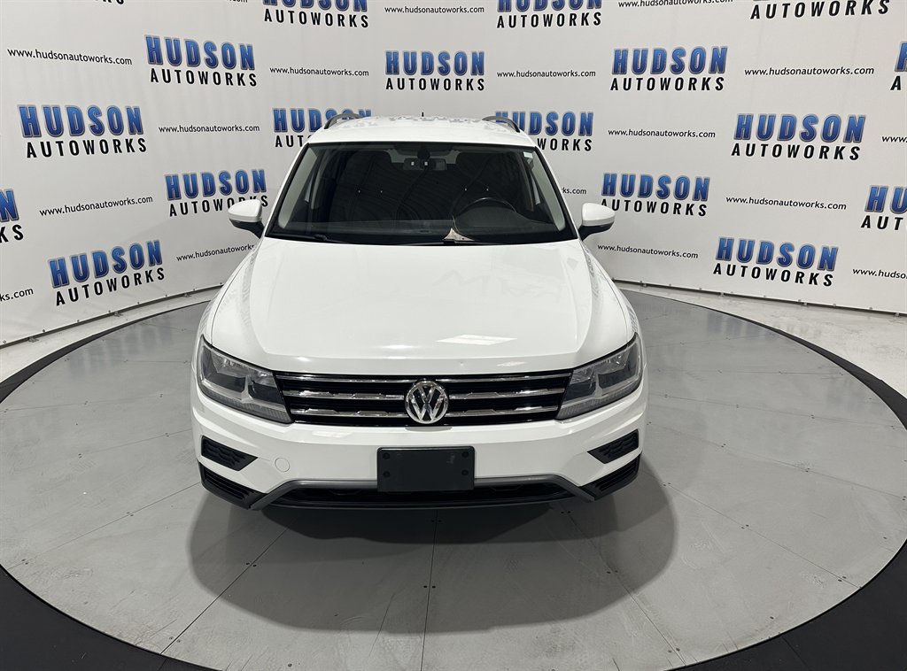 Vehicle image 3 of 43