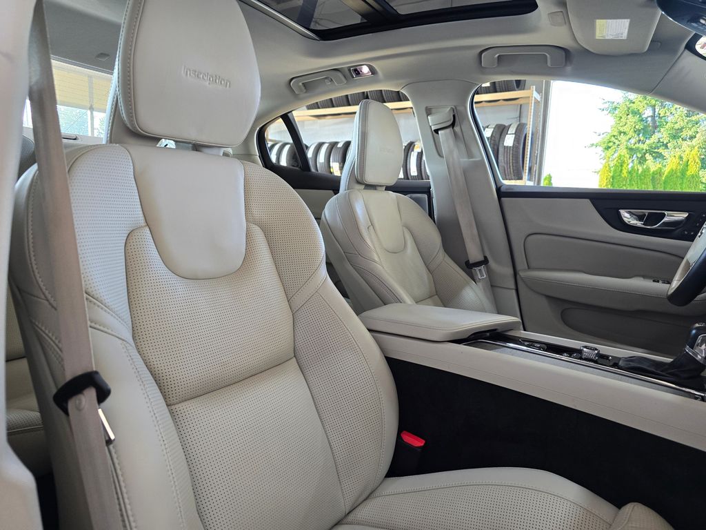 2019 Volvo S60 Inscription Image 11 of 30