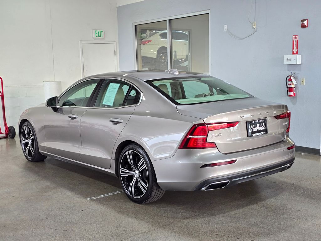 2019 Volvo S60 Inscription Image 6 of 30
