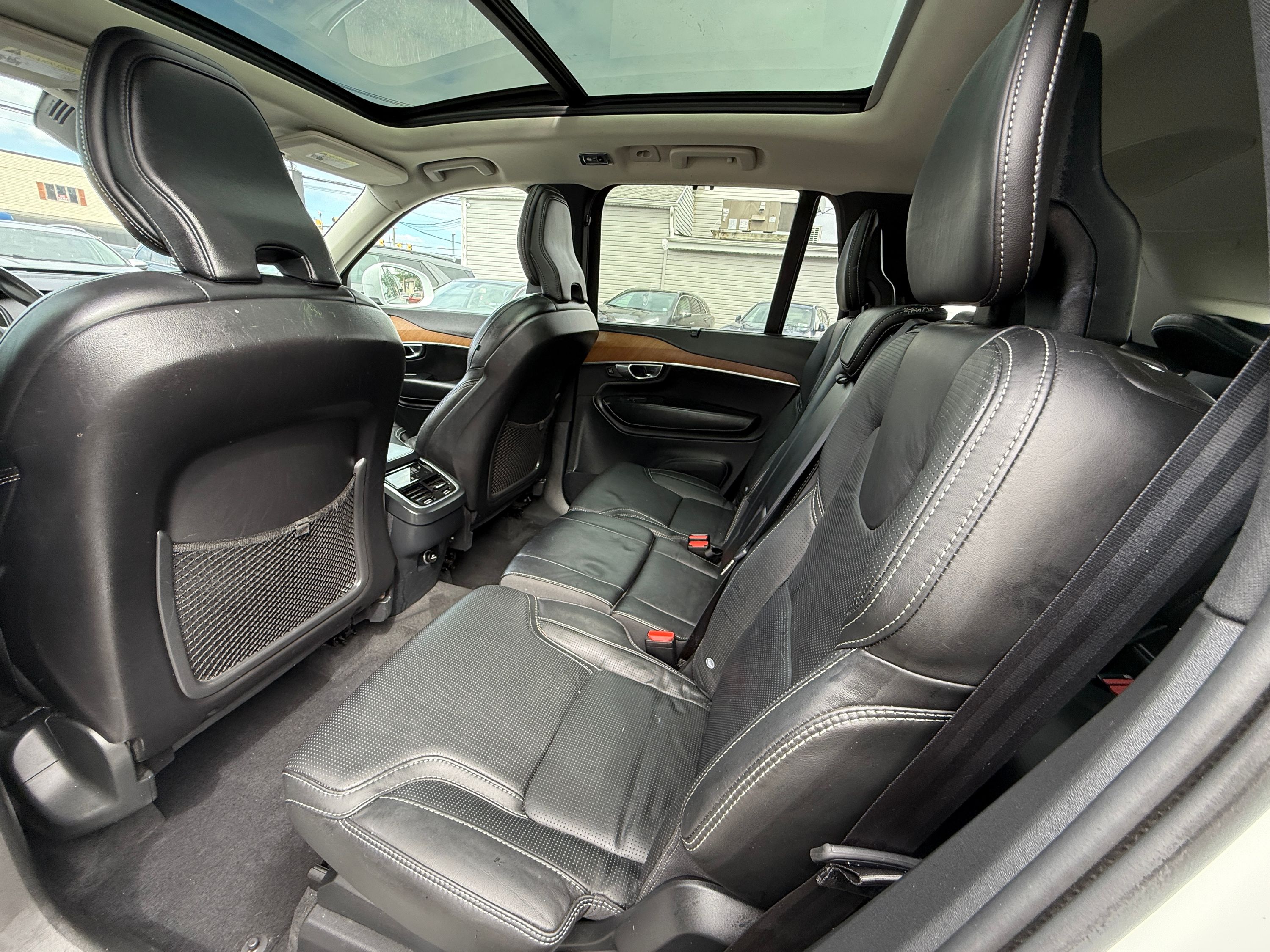 2019 Volvo XC90 Inscription Image 40 of 43