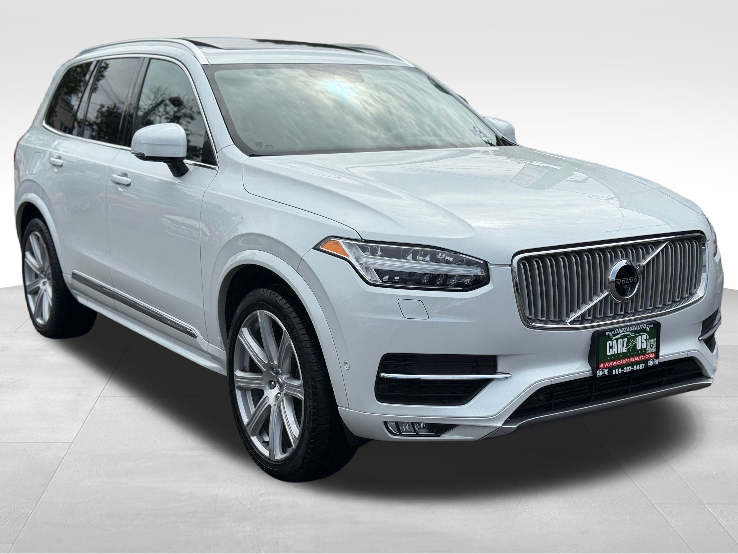 2019 Volvo XC90 Inscription Image 3 of 43