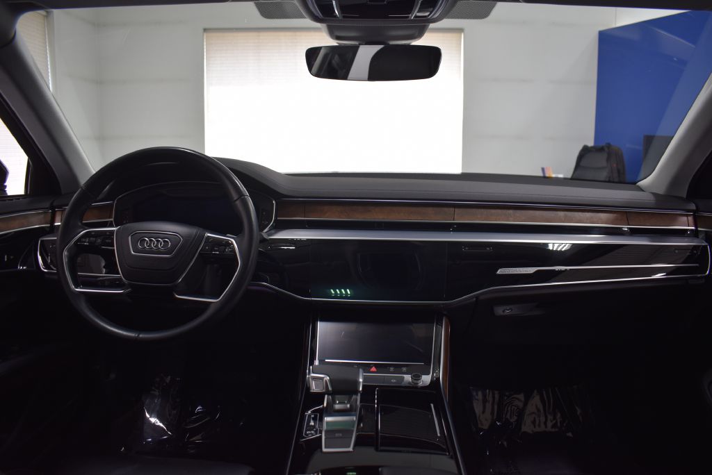 Vehicle image 11 of 43