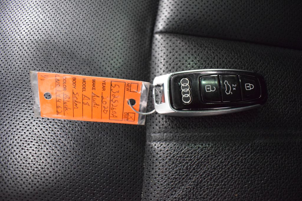 Vehicle image 42 of 43