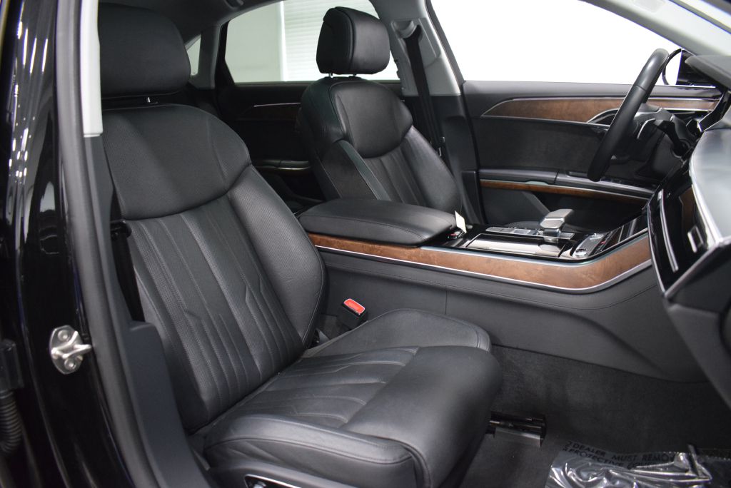 Vehicle image 21 of 43