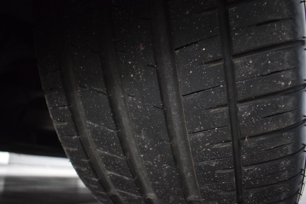 Vehicle image 38 of 43