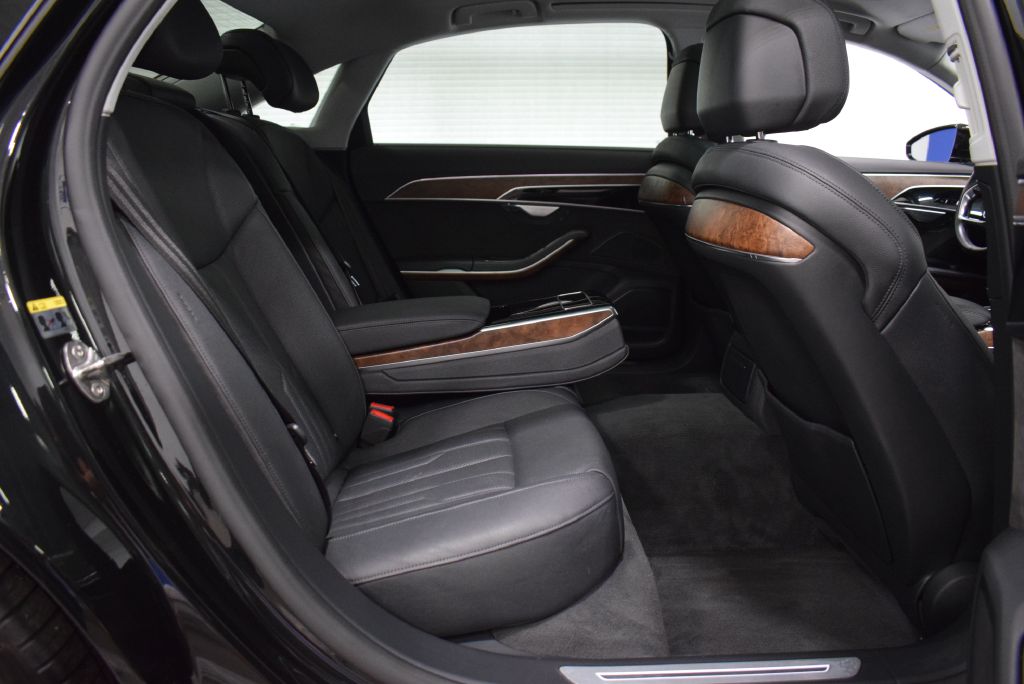 Vehicle image 17 of 43