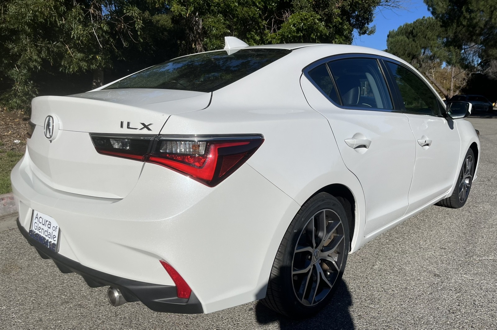 2020 Acura ILX Premium Image 4 of 15