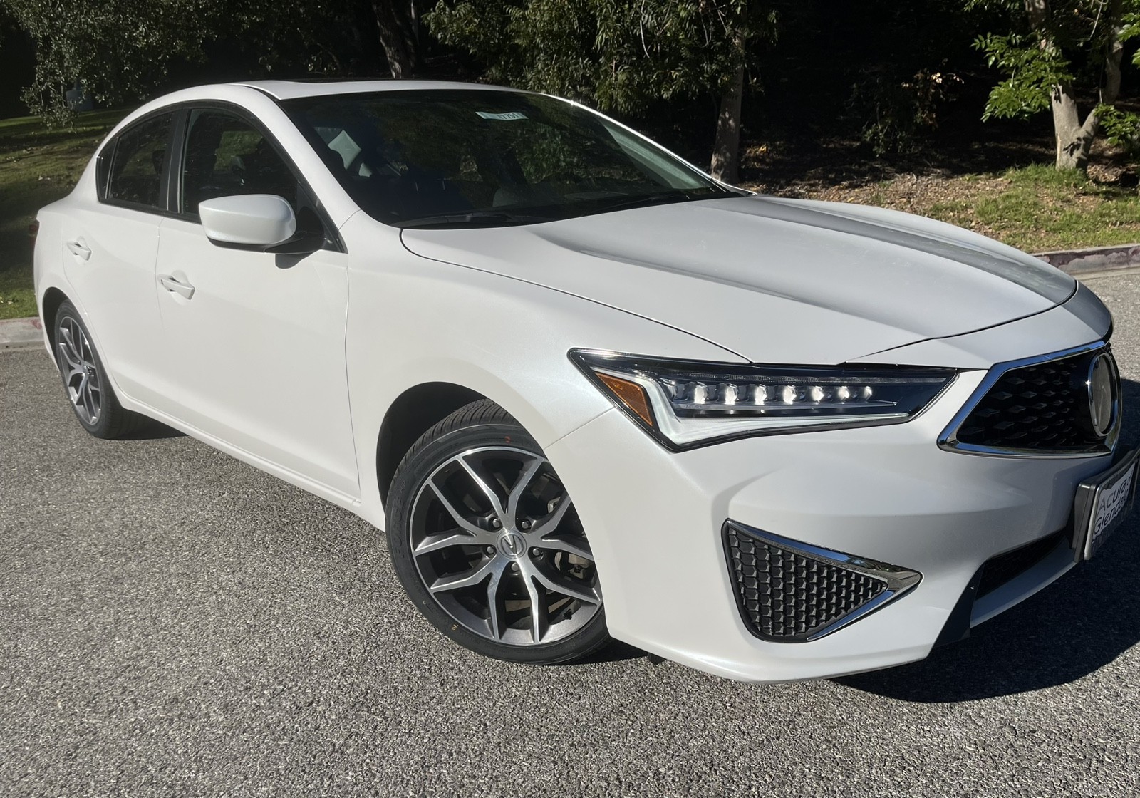 2020 Acura ILX Premium Image 2 of 15