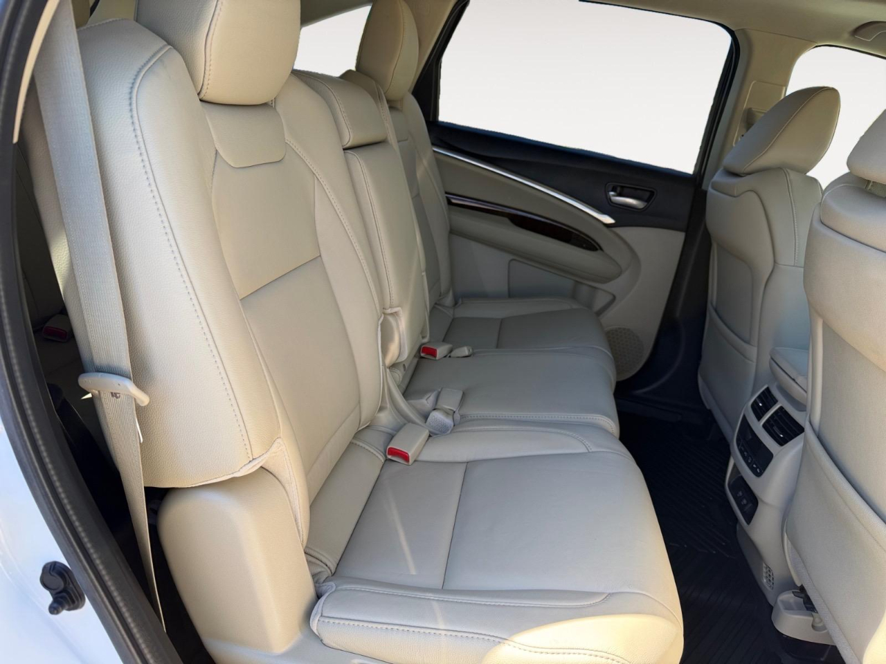 2020 Acura MDX Base Image 16 of 31