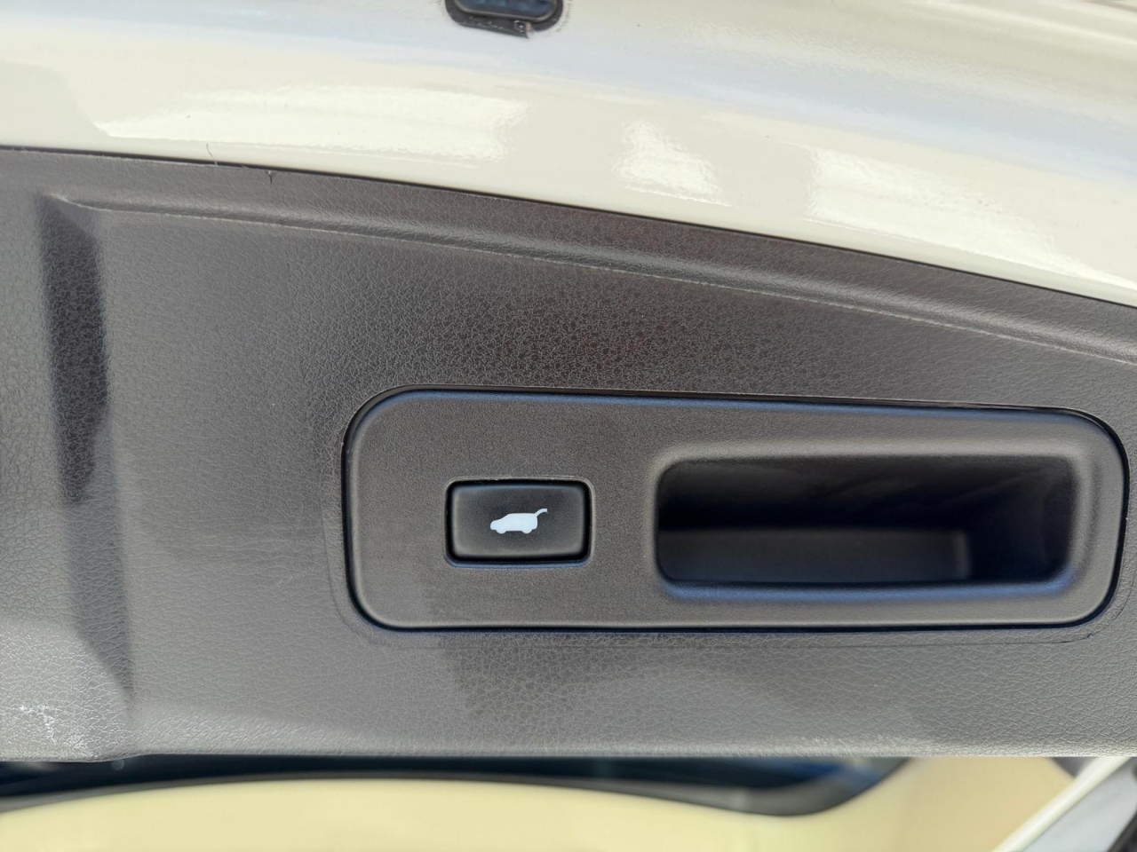 2020 Acura MDX Base Image 28 of 31