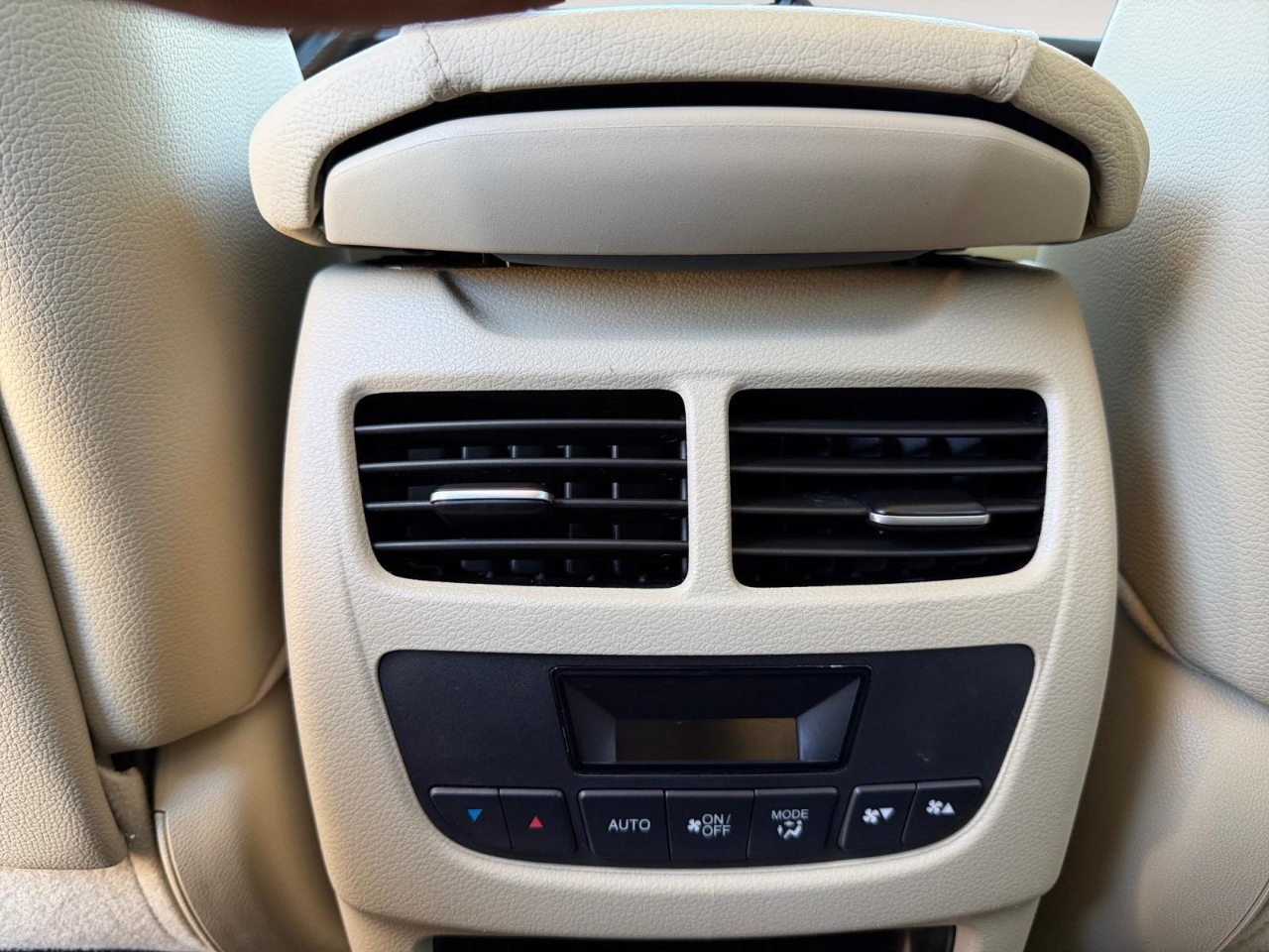 2020 Acura MDX Base Image 26 of 31