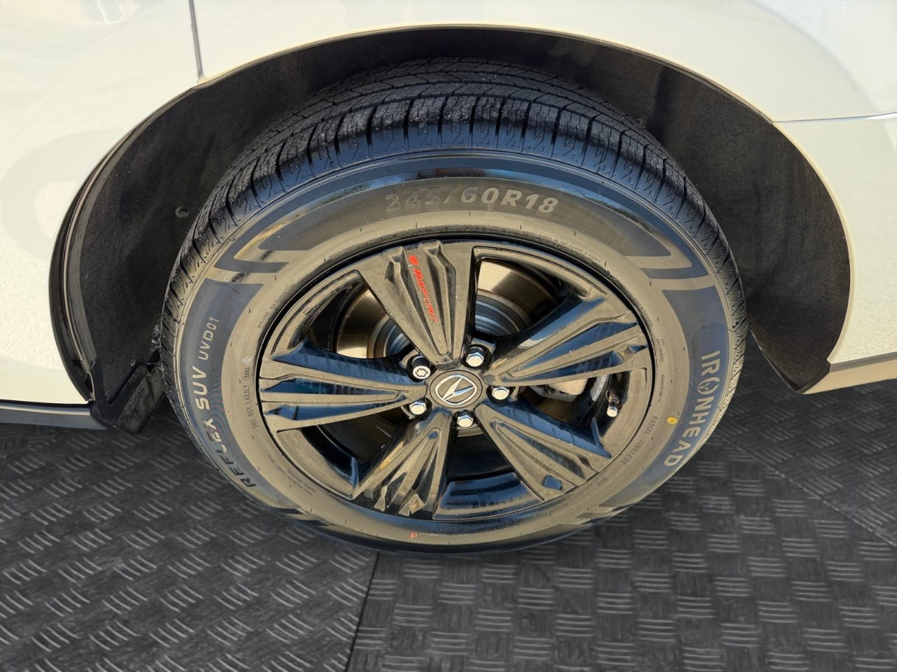 2020 Acura MDX Base Image 12 of 31