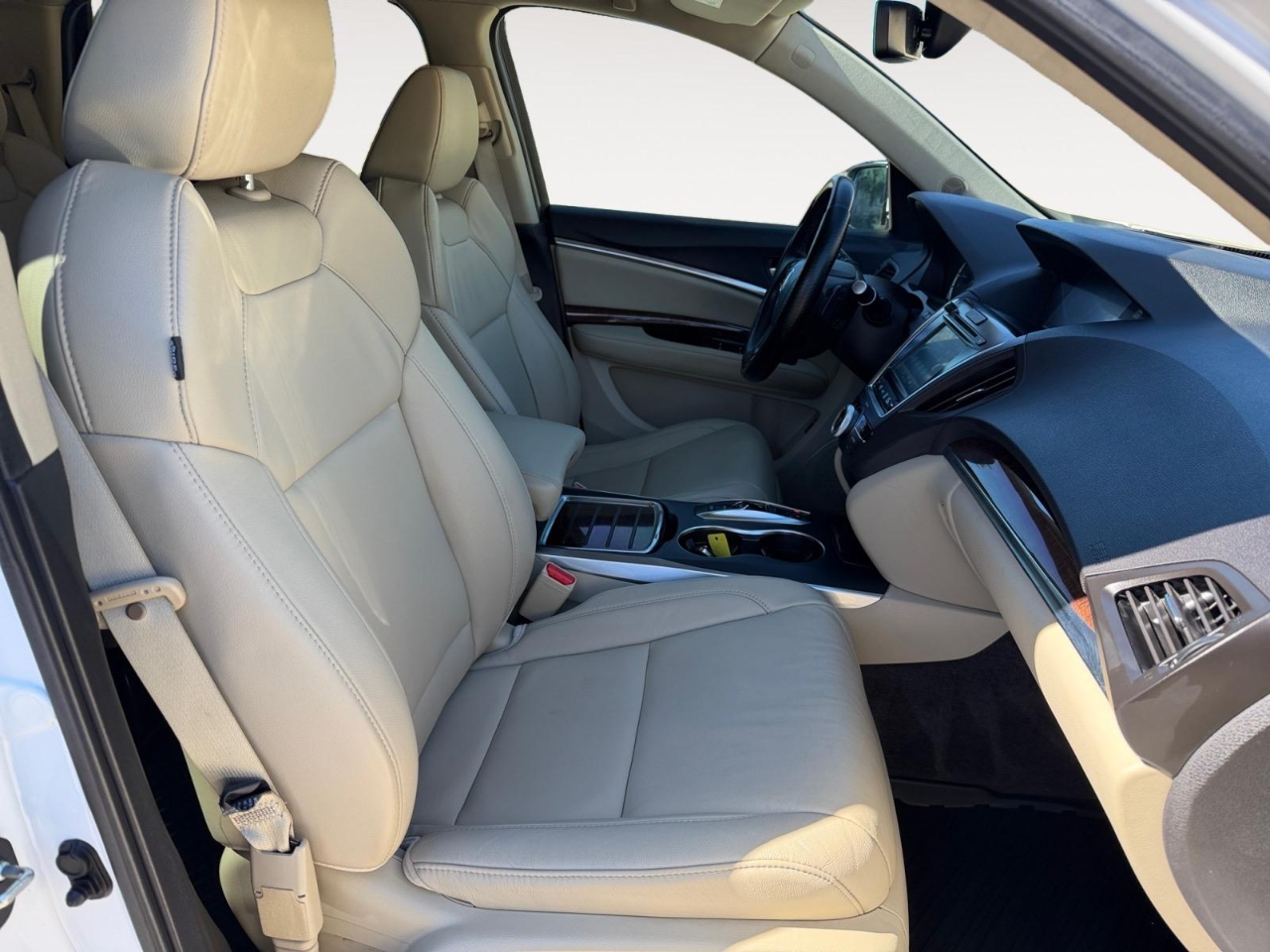 2020 Acura MDX Base Image 17 of 31