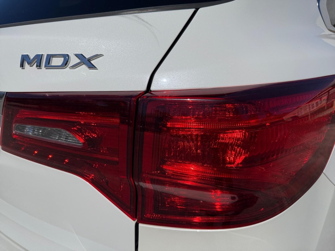2020 Acura MDX Base Image 30 of 31