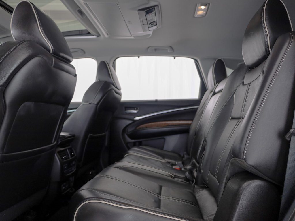 Vehicle image 10 of 41