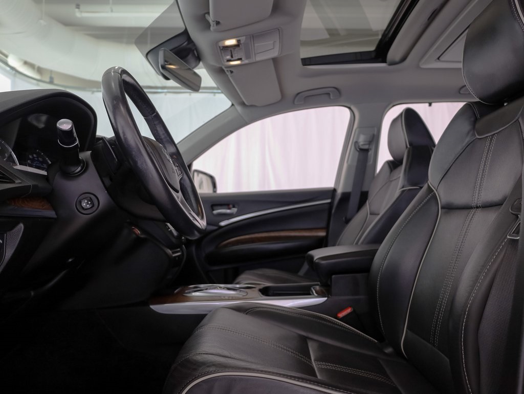 Vehicle image 13 of 41