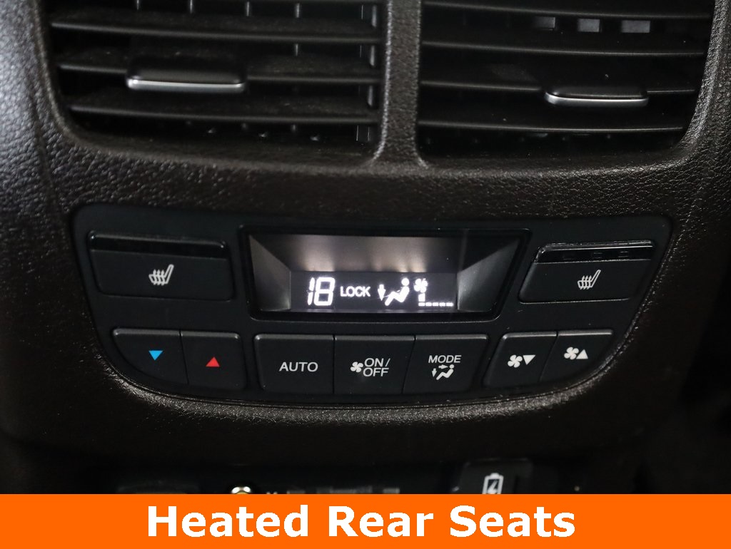 Vehicle image 29 of 41