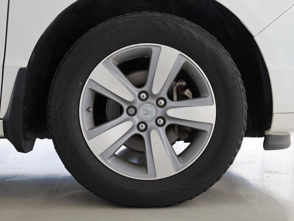 Vehicle image 7 of 41