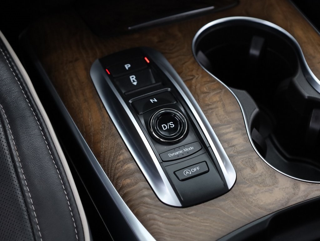 Vehicle image 22 of 41