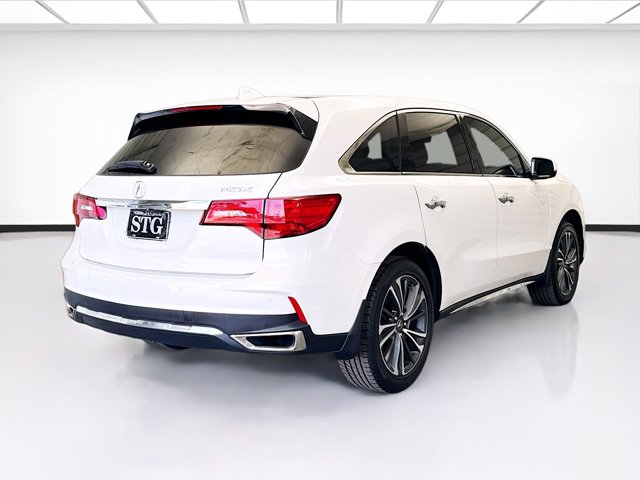 Vehicle image 4 of 18