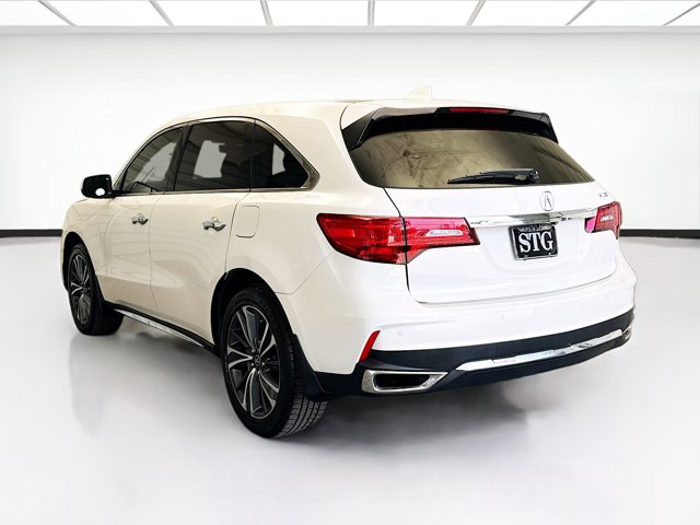Vehicle image 6 of 18