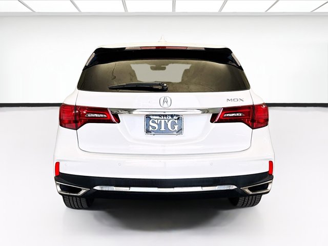 Vehicle image 5 of 18