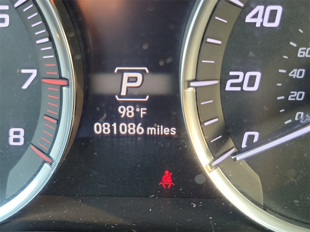 Vehicle image 15 of 35
