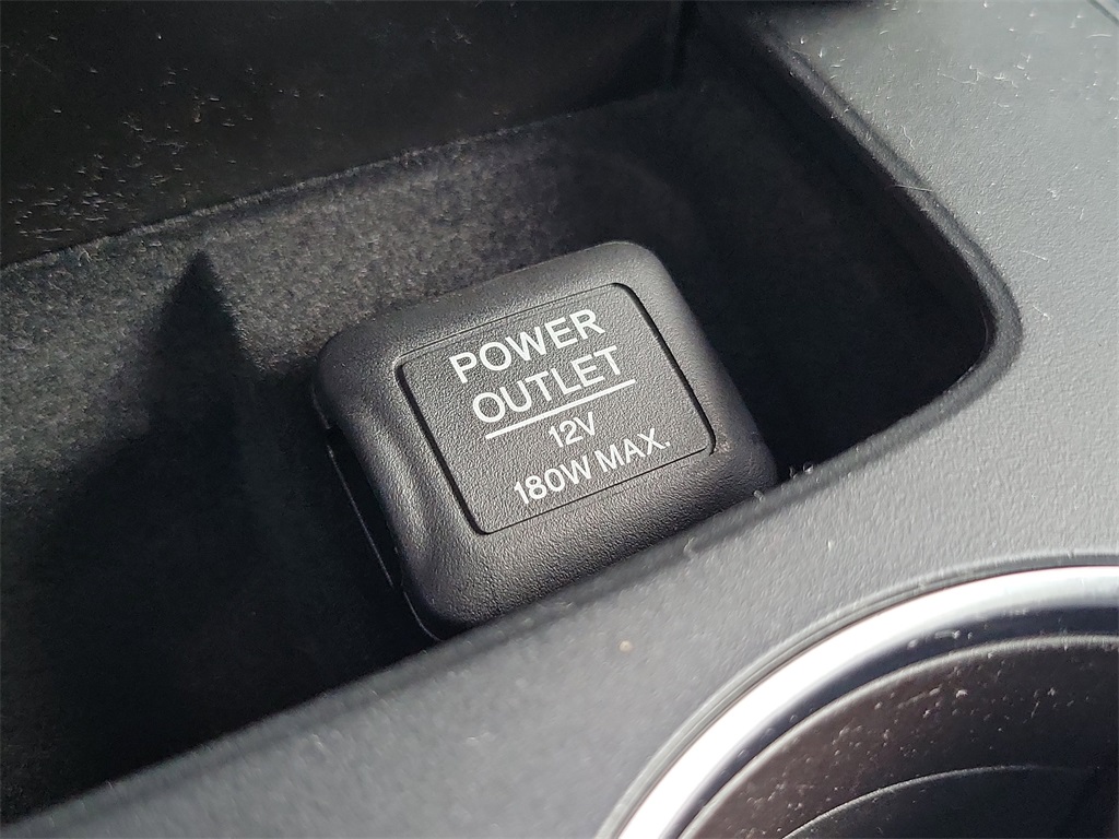 Vehicle image 26 of 35