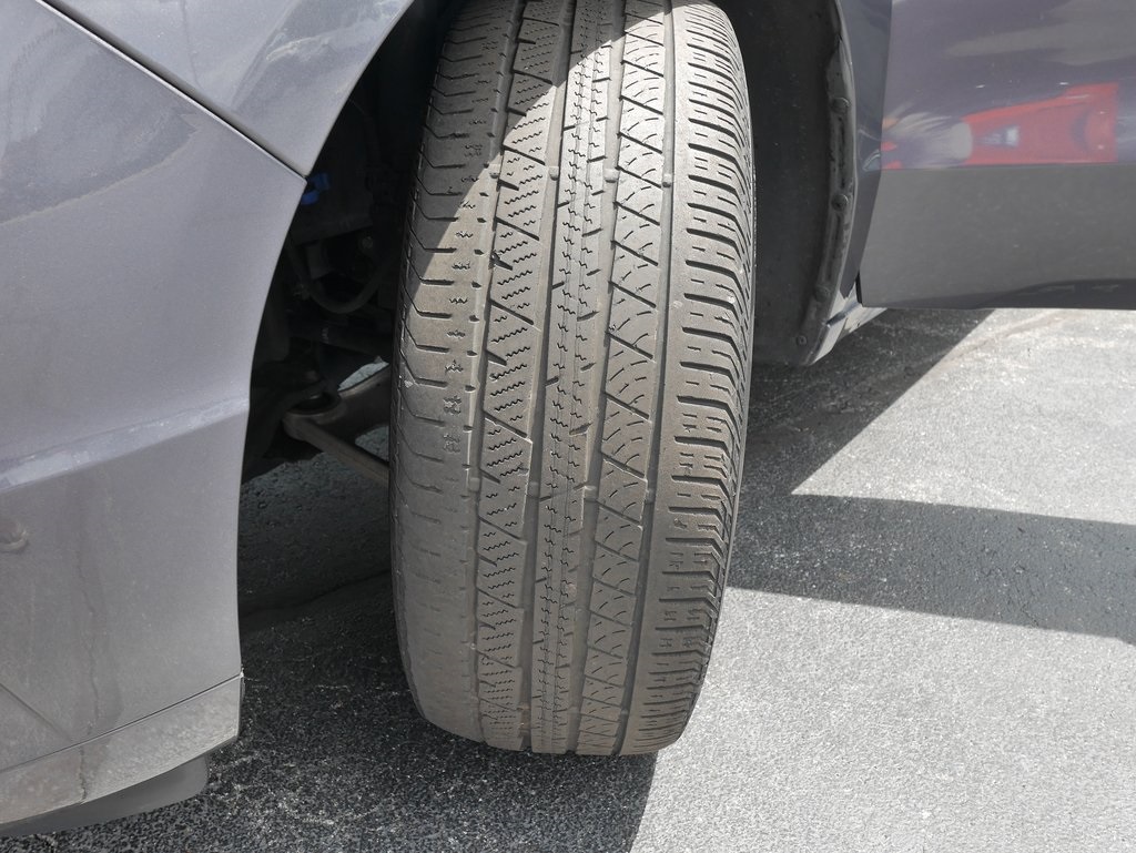 Vehicle image 30 of 39