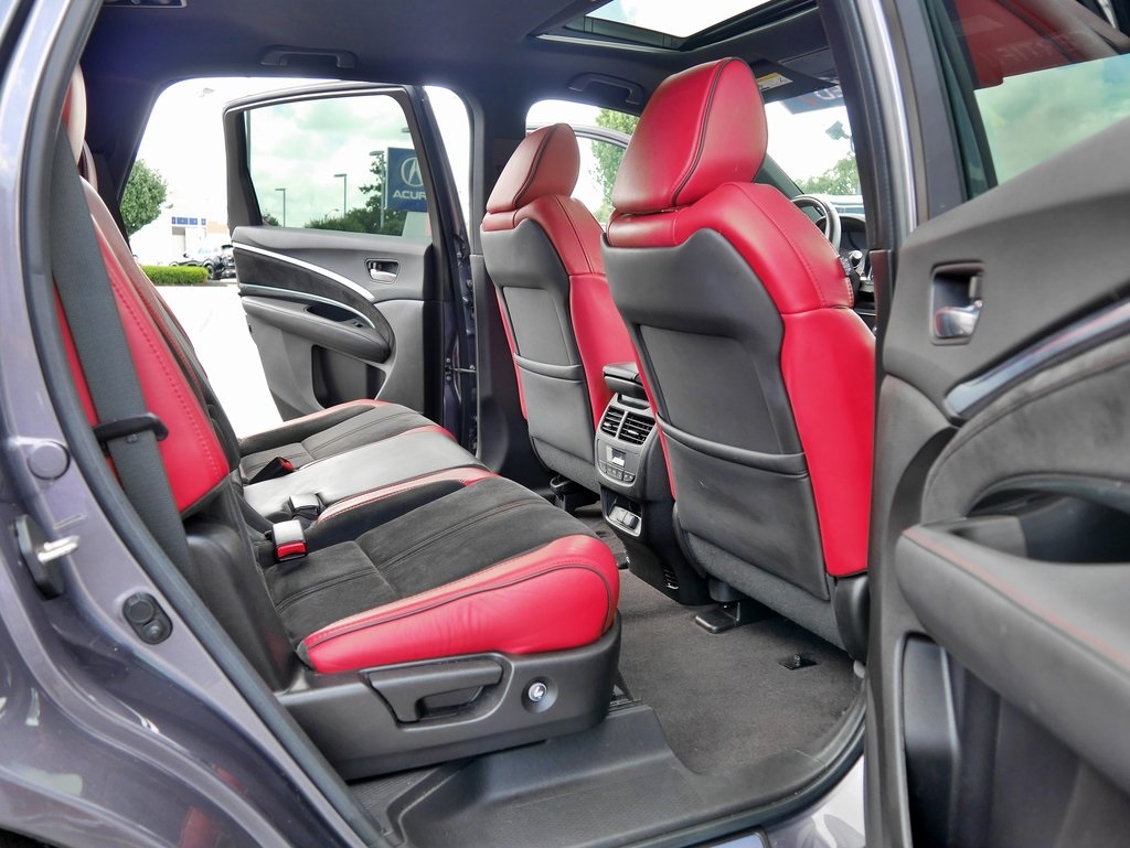 Vehicle image 15 of 39