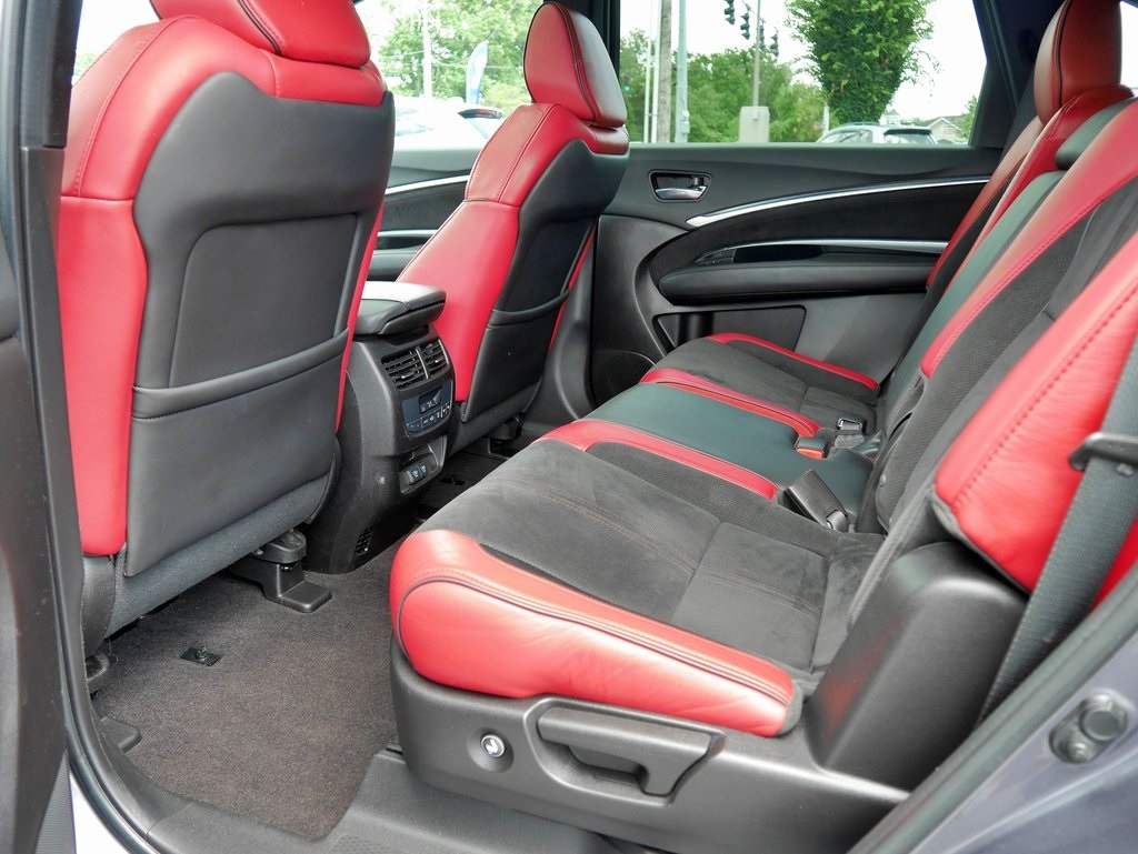Vehicle image 13 of 39