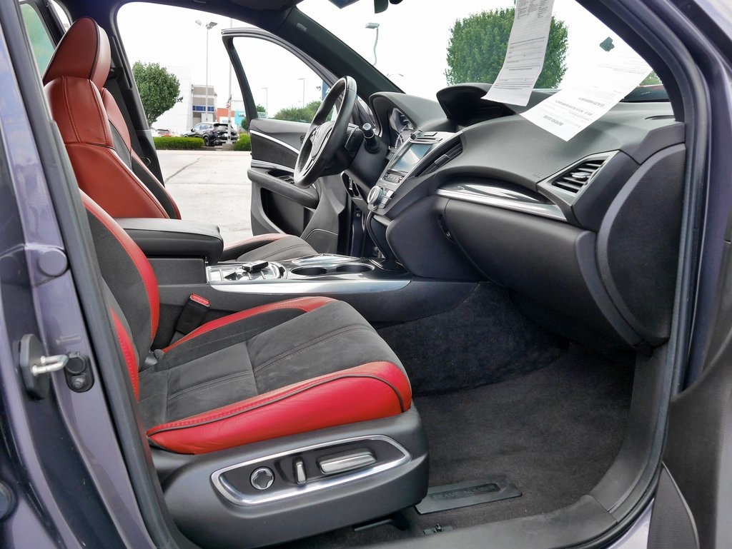 Vehicle image 16 of 39