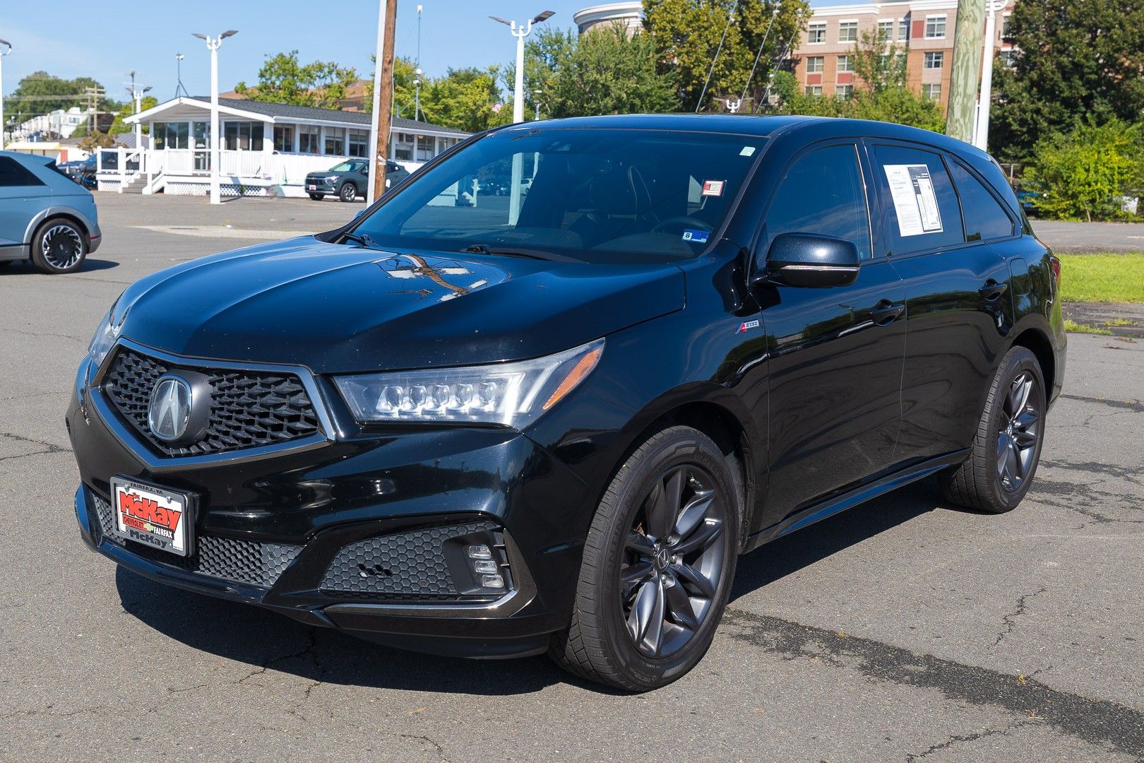 2020 Acura MDX Technology A-Spec Image 2 of 28