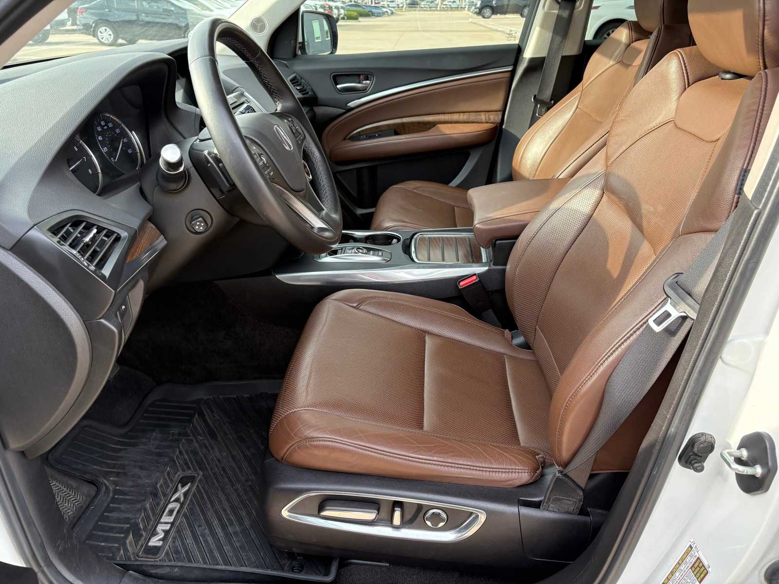 Vehicle image 12 of 24