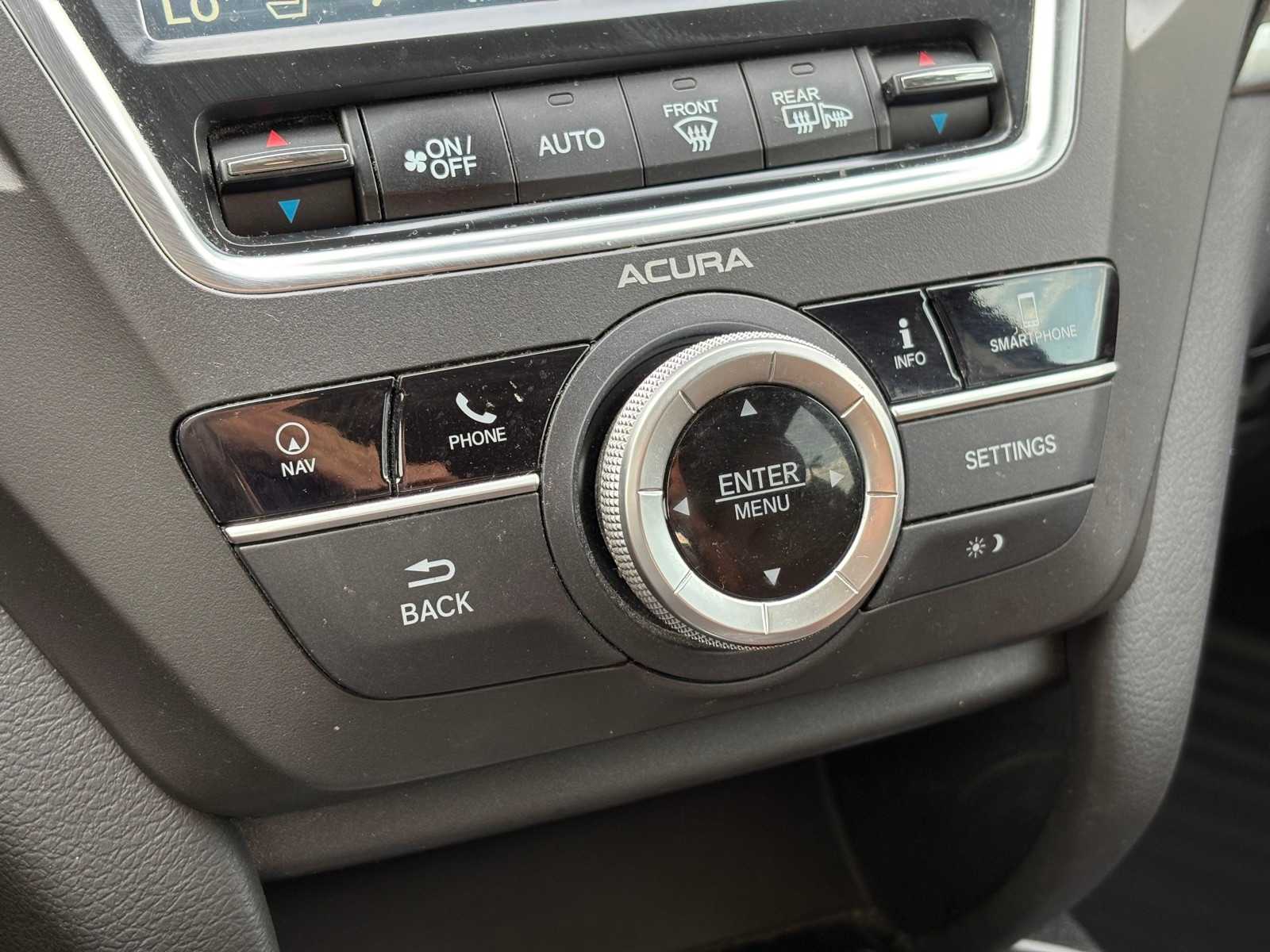 Vehicle image 20 of 24