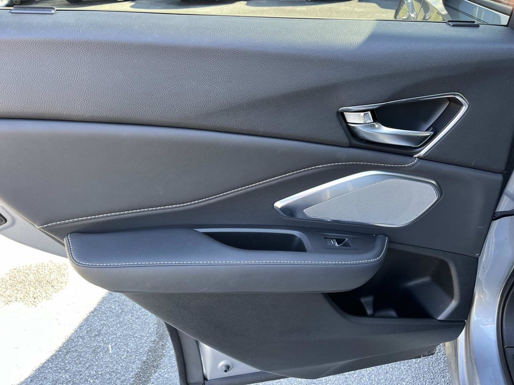 2020 Acura RDX Advance Image 27 of 38