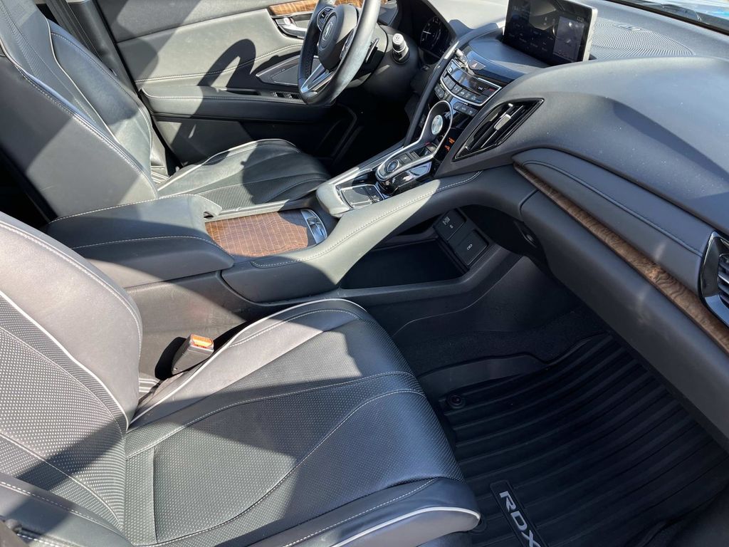 2020 Acura RDX Advance Image 13 of 38