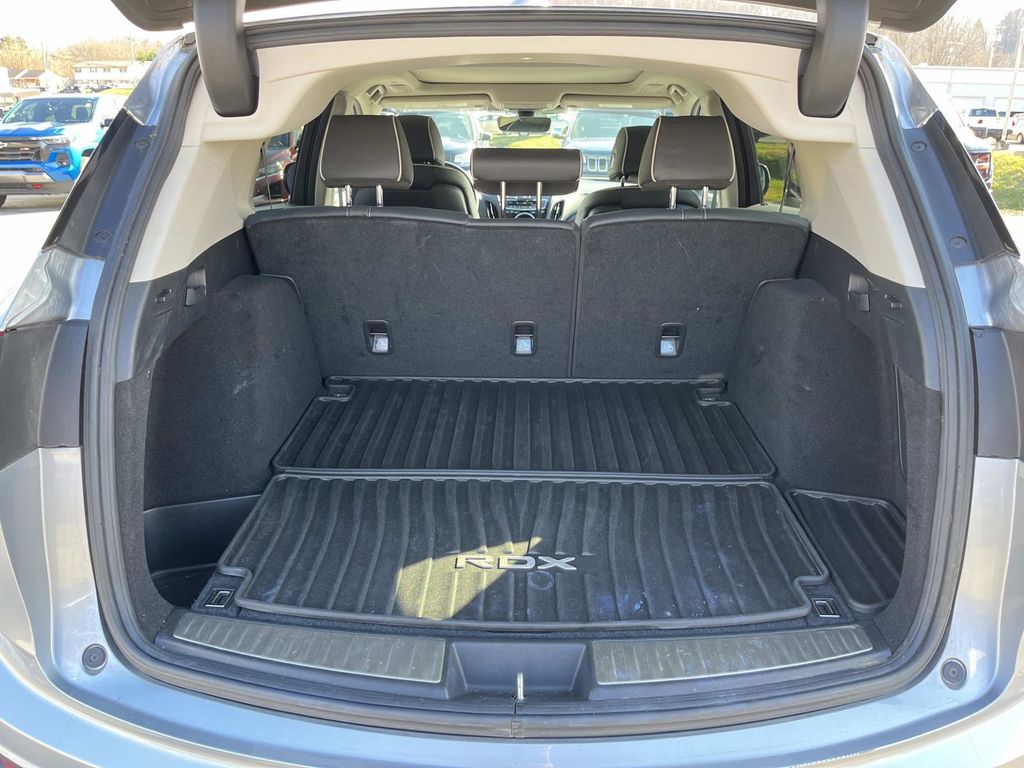 2020 Acura RDX Advance Image 10 of 38