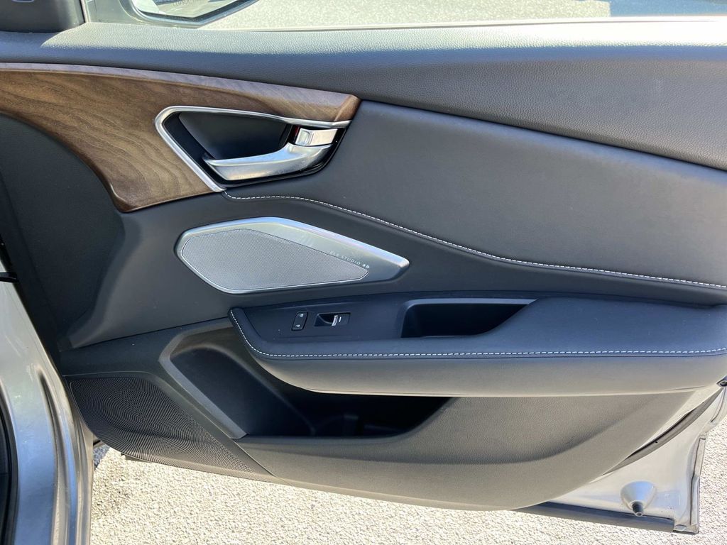 2020 Acura RDX Advance Image 29 of 38