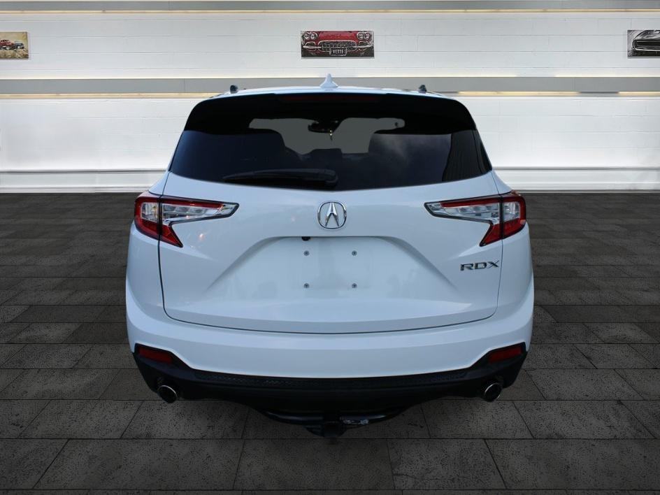 Vehicle image 6 of 21