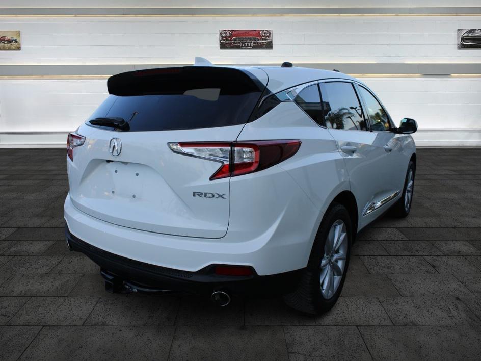 Vehicle image 5 of 21