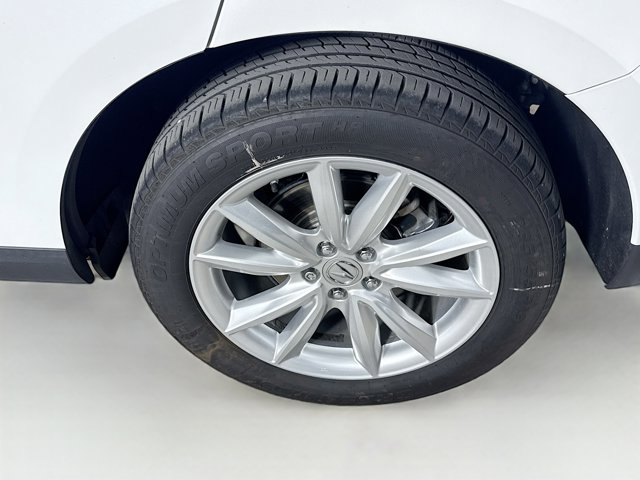 Vehicle image 9 of 35