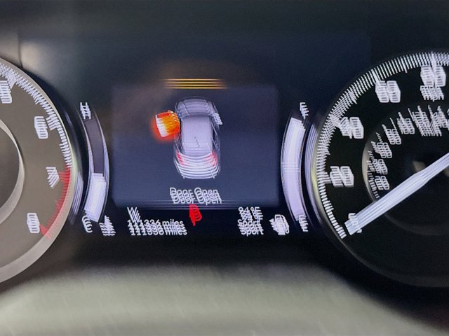Vehicle image 20 of 35