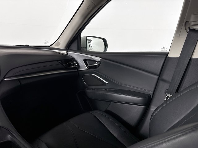 Vehicle image 15 of 35