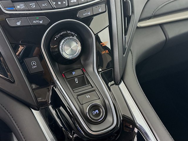 Vehicle image 24 of 35
