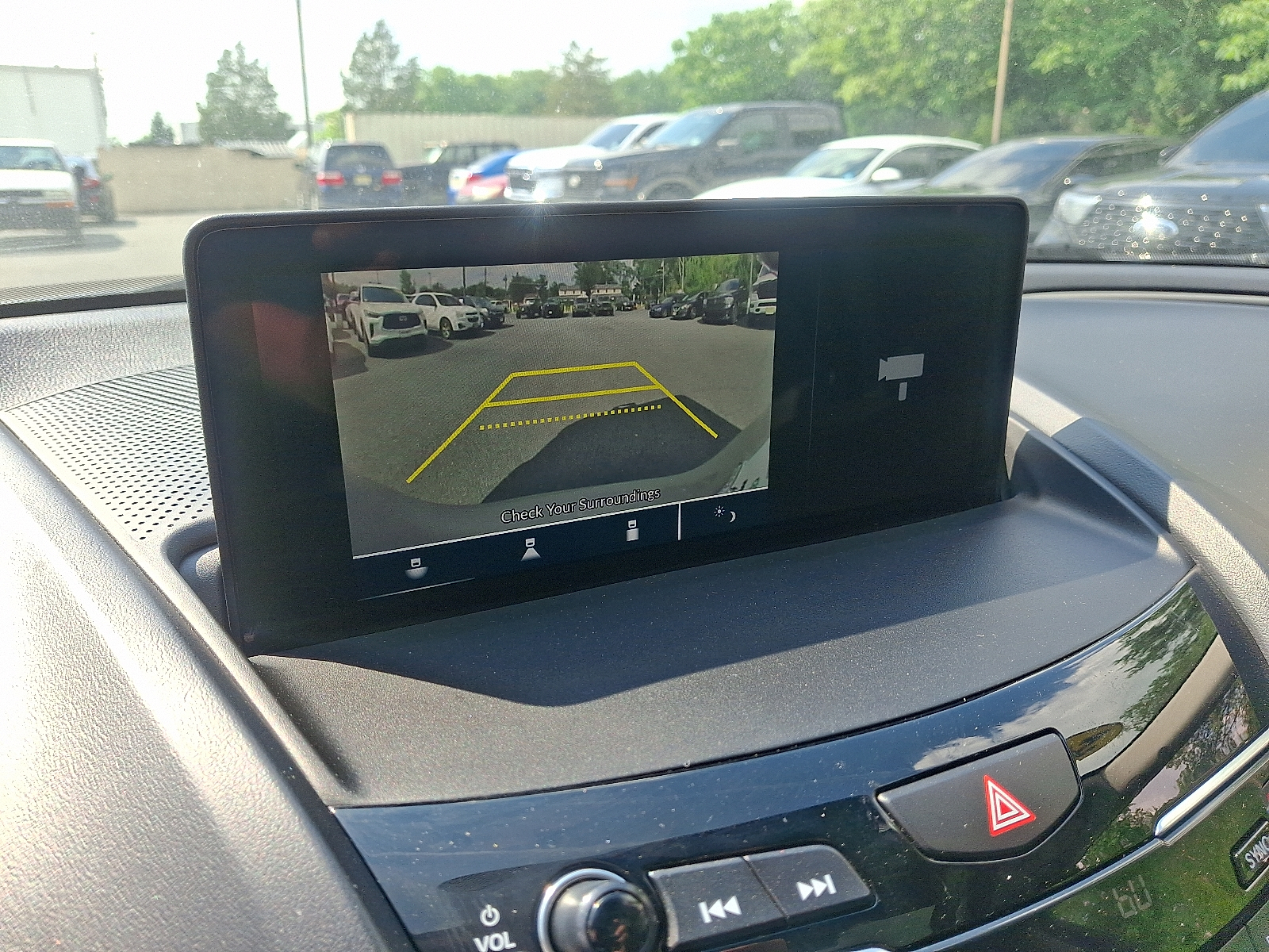 Vehicle image 20 of 32